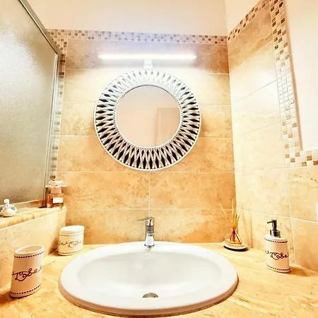 La Dimora Dei Ricordi Apartment *